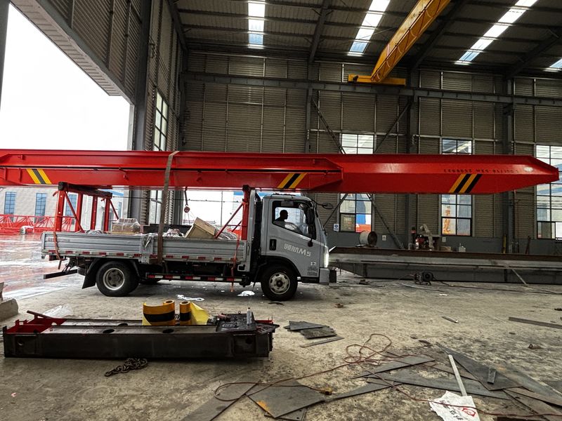 電動單梁起重機 LD5t-18.52m 制作完成 裝車發(fā)出