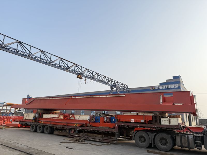 歐式雙梁QDX25/5T-22.5M、電動(dòng)單梁、電動(dòng)葫蘆整車(chē)發(fā)貨